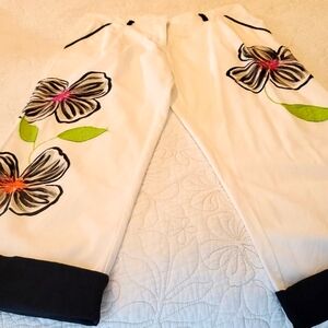 White Floral Womens Pants, Size XS